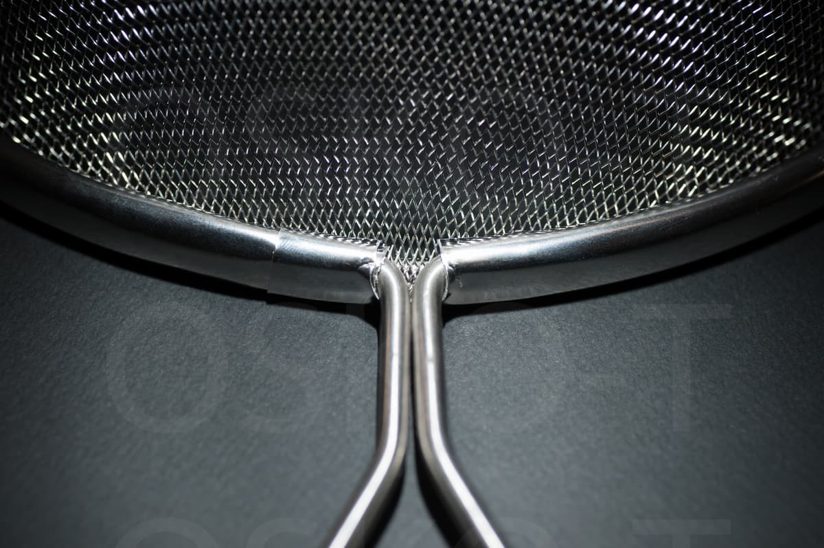 Zapiralec steklenic 1